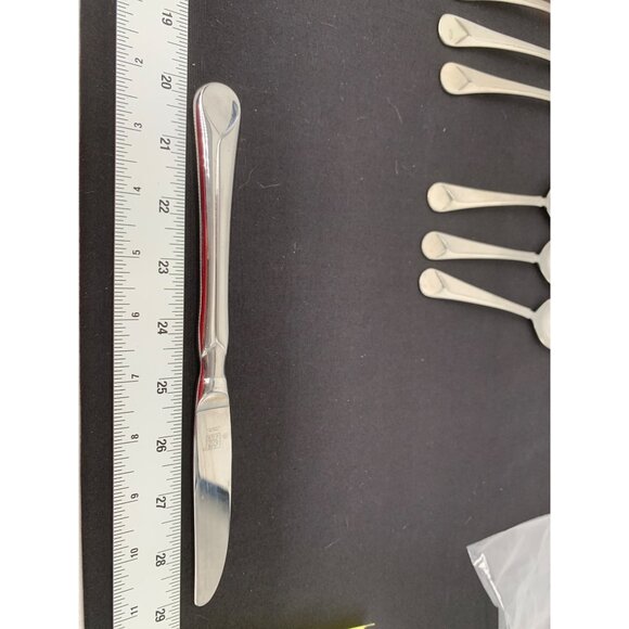 Zwilling J.A. Henckels HENPRO Provence 10-Piece Stainless Steel Flatware Set - Picture 5 of 8